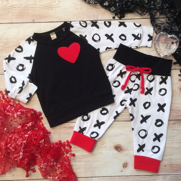 Other - Boutique Baby Unisex Valentine’s Day Outfit